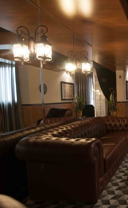 PUB